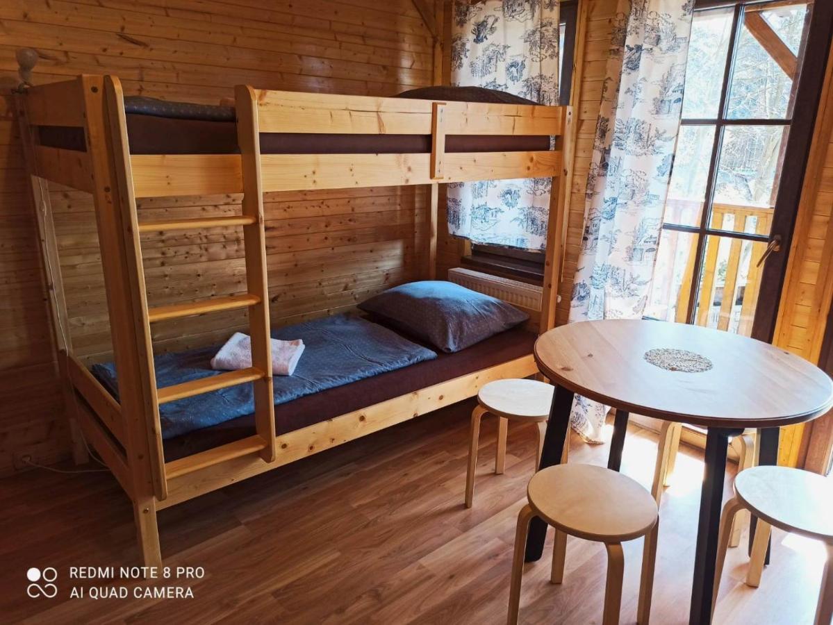 Pensiony A Ubytovani V Kempu Indiana Edrovice Exterior foto